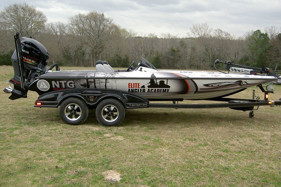 Vinyl Boat Graphics for Fishing Boats In Tyler, TX - Par 3 ..